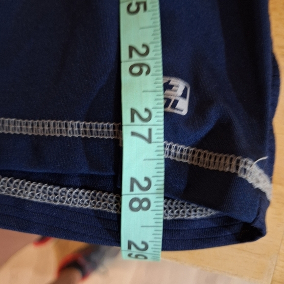 A Genuine Merchandise New York Yankees Mens tank top in a size large. - Picture 5 of 5